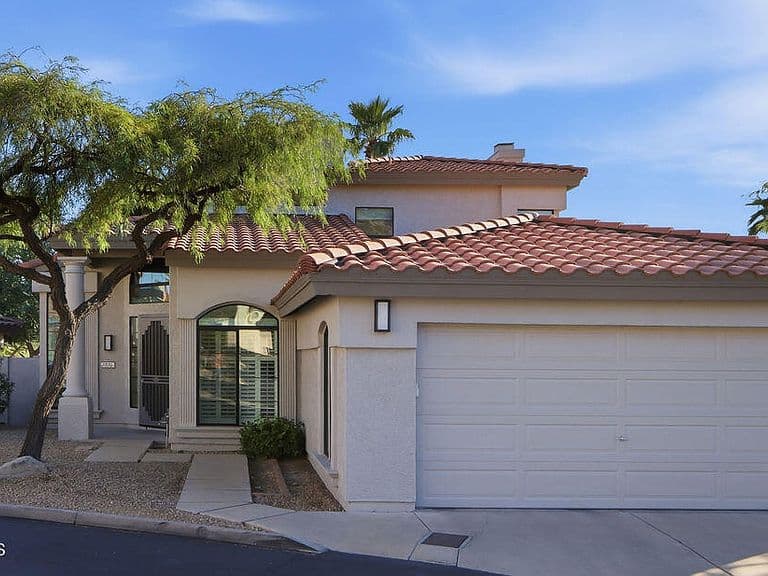 1531 E Winged Foot Road photo 2