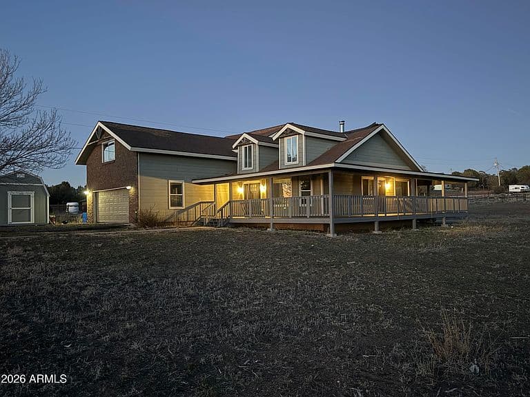 2185 GRAPHITE Road photo 1