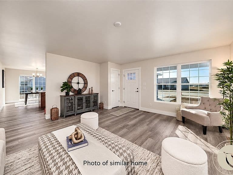 2236 Modera Ave photo 3