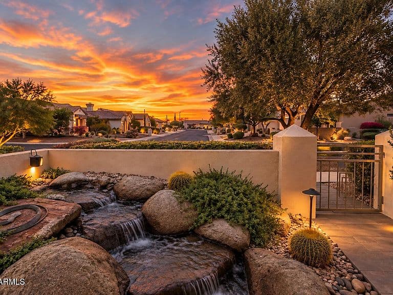 18401 N VILLA BELLA Drive photo 4