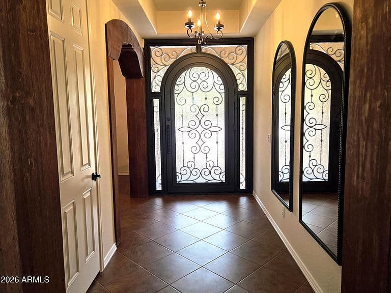 20402 W CANYON Drive photo 5