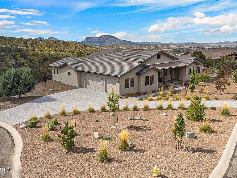 2978 Tranquil Cove Circle photo 2