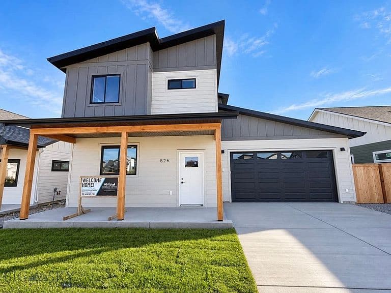 826 Accolade Loop photo 1