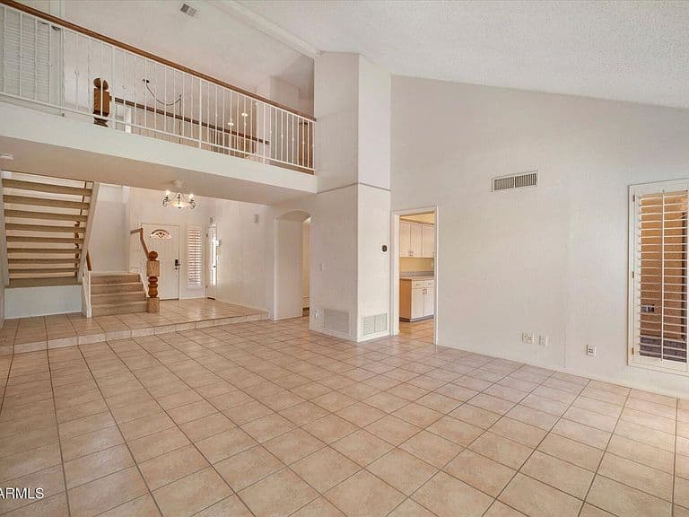6235 E PARADISE Lane photo 3