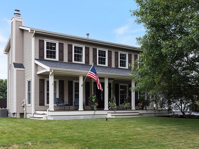 91 Beech Street photo 1