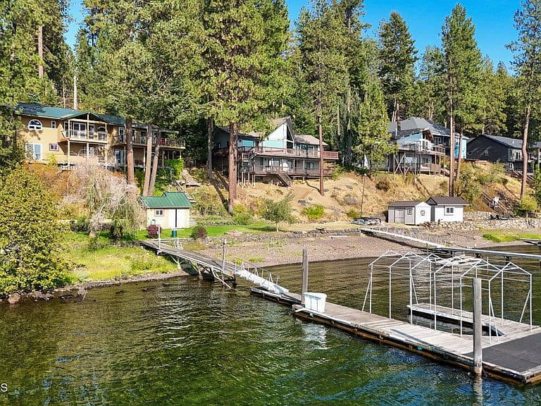 428 E Beachhouse Ln photo 1