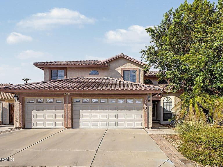 7426 W ORAIBI Drive photo 1