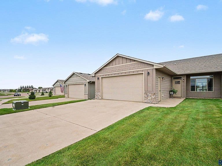 3515 E Bison Trl photo 1