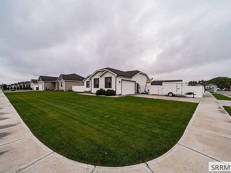 3203 N Kodiak Ln photo 4