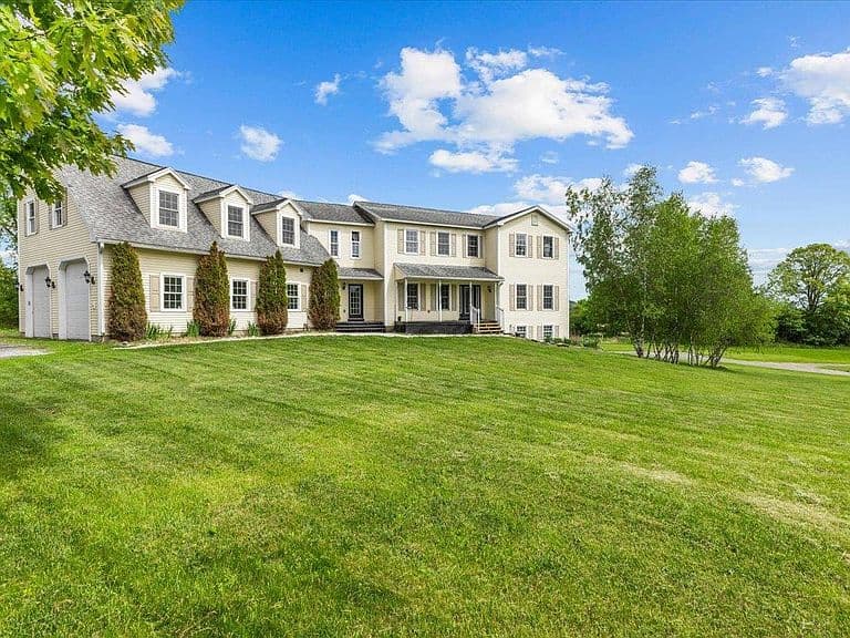413 Hibbard Road photo 1