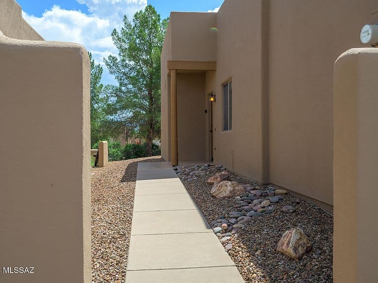 3701 S Calle Rambles photo 2