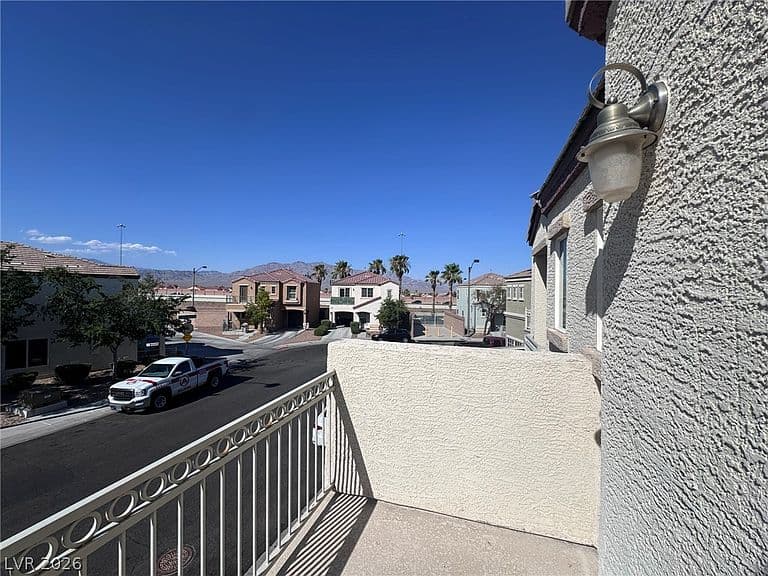 8949 Careful Canvas Ave photo 3
