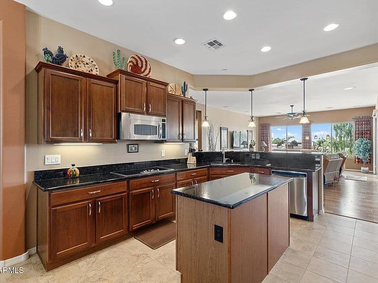 6725 W SANDPIPER Way photo 3