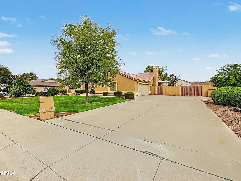 19430 E AVENIDA DEL VALLE -- photo 4