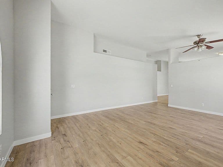 40018 N LERWICK Drive photo 5