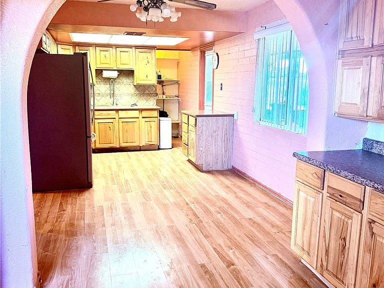 10303 S Hamilton Drive photo 5