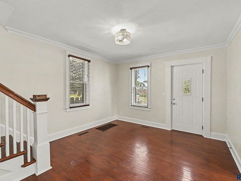 1521 S Spring Ave photo 5