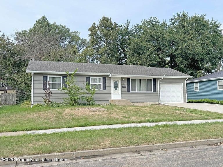 2108 Saint Benedict Dr photo 1