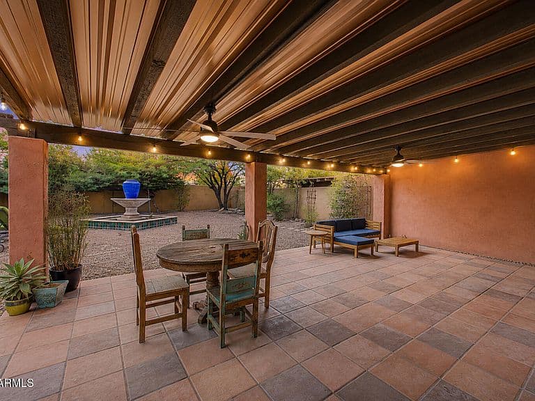 1528 E CORONADO Road photo 4