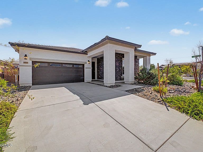 16815 W ALLEN Street photo 2