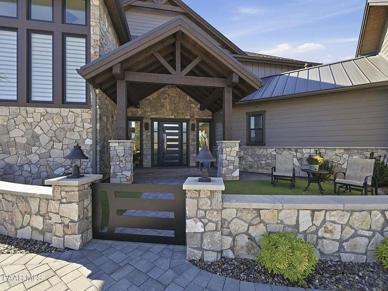 9880 N American Ranch Rd photo 5