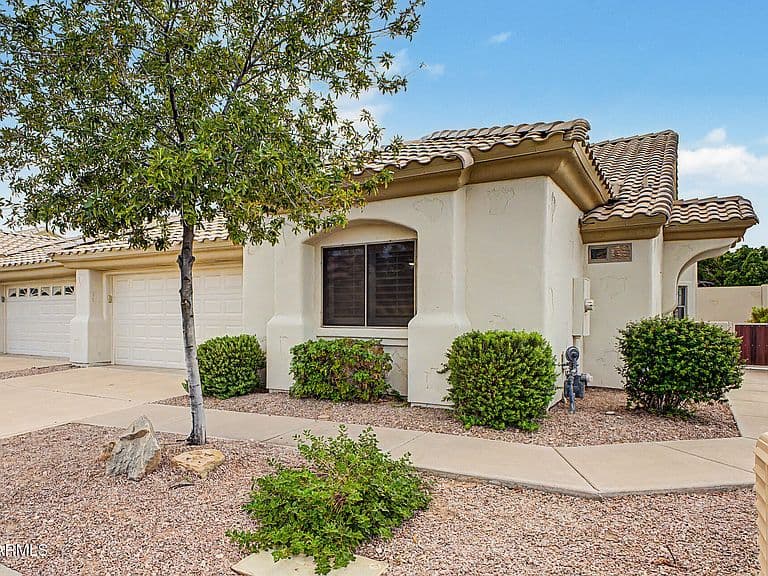 5830 E MCKELLIPS Road #91 photo 3