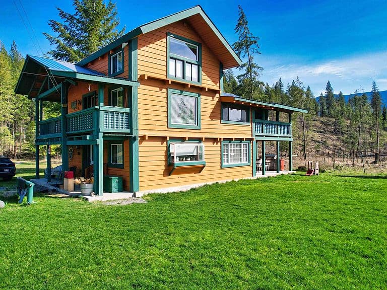 260 Rustic Ln photo 2