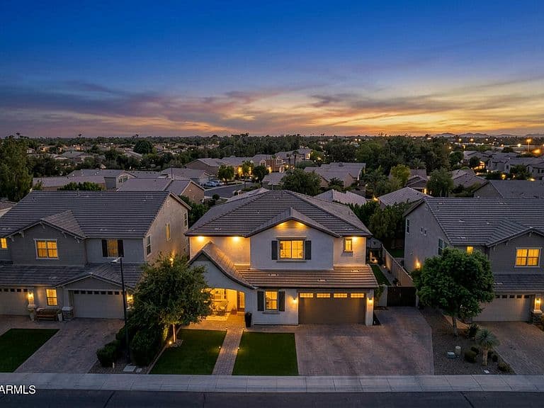 1477 W SEA FOG Drive photo 3