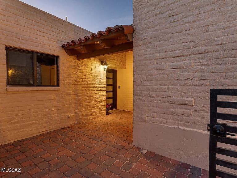5371 N Paseo De La Tirada photo 5