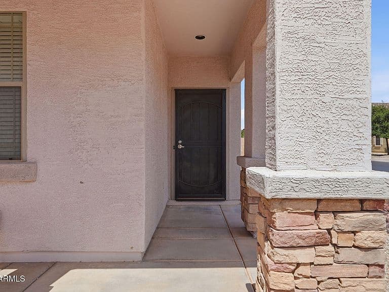 44106 W KRAMER Lane photo 3