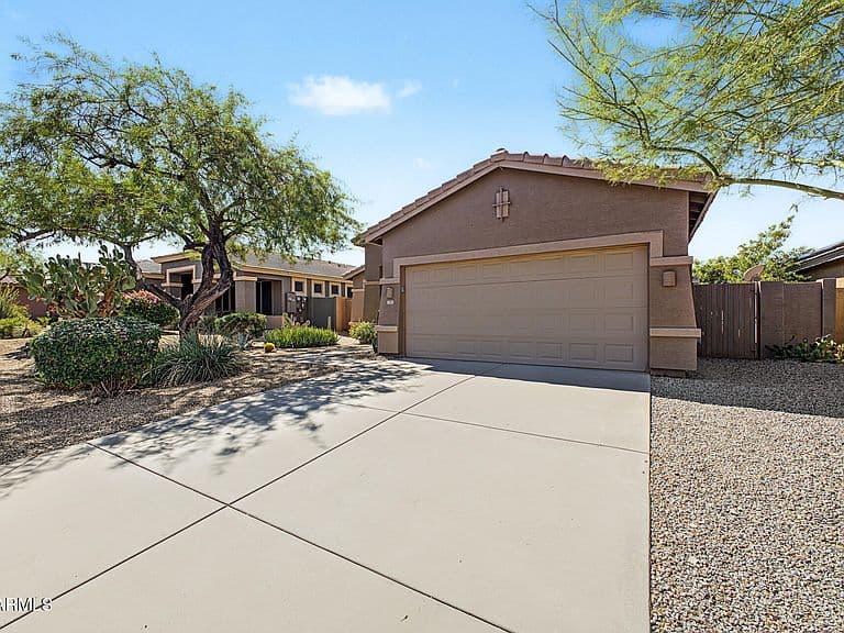 17551 W CARDINAL Drive photo 3