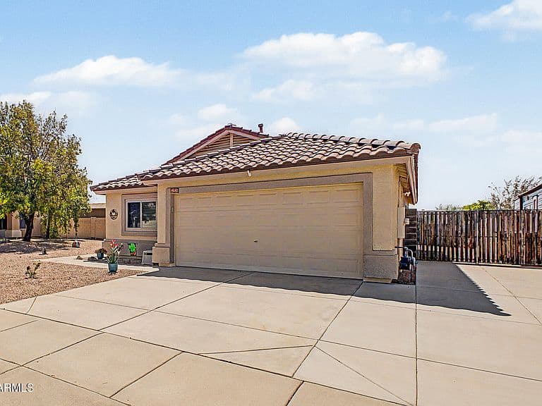 9255 E ELLIS Street photo 3