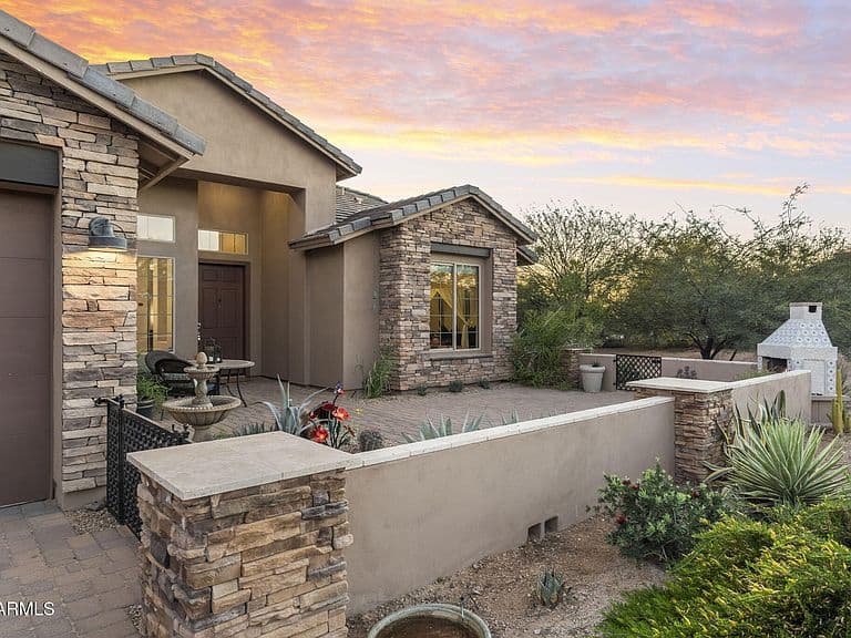 5731 E WINDSTONE Trail photo 5