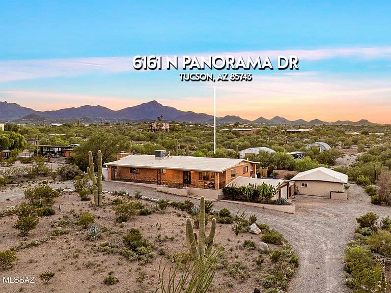 6161 N Panorama Dr photo 1