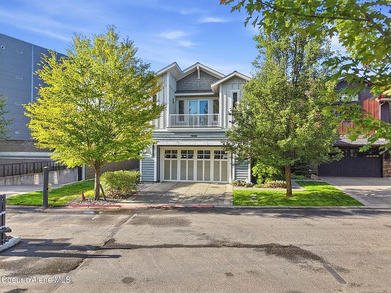 1992 W Bellerive Ln photo 4