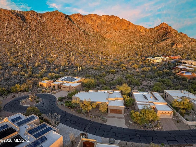 1961 S Diamond D Dr photo 2