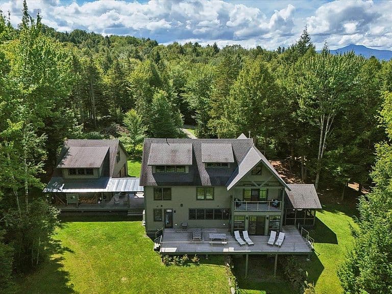 470 Evergreen Woods Road photo 2