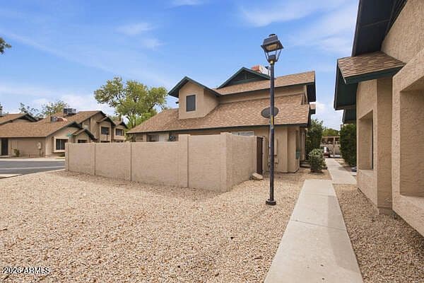 8024 N 48TH Lane photo 2