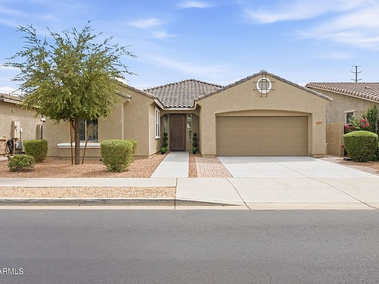 22459 E STONECREST Drive photo 1