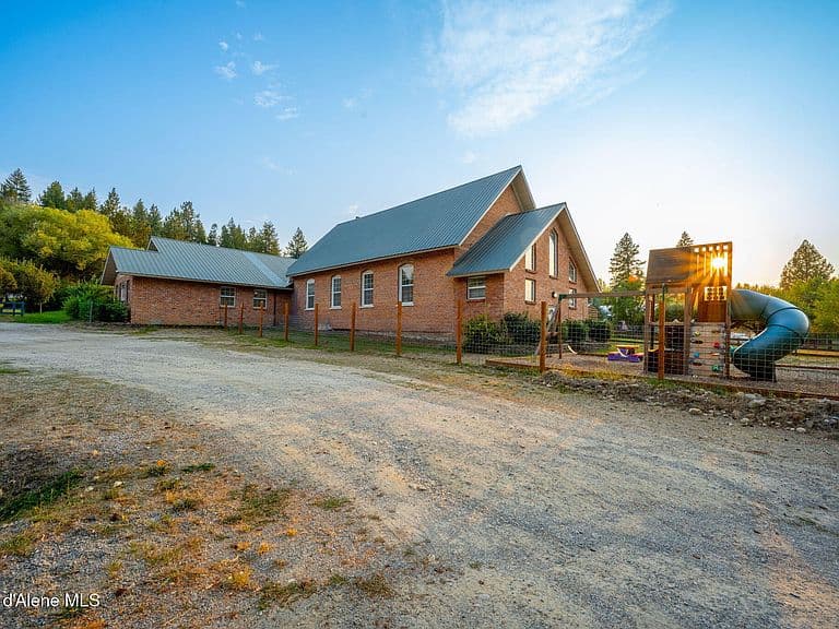 1024 S Sagle Rd photo 1