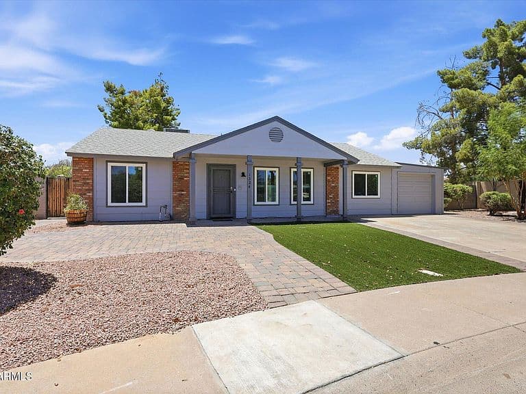 1324 N JENTILLY Court photo 2