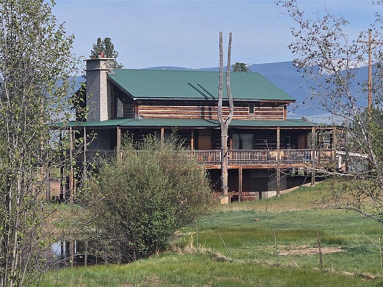 2326 Middle Bear Creek Rd photo 1