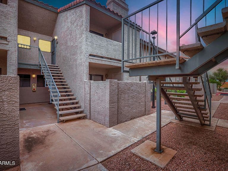 533 W GUADALUPE Road #2135 photo 1