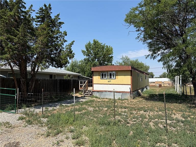 507 Kuhlman Dr photo 1