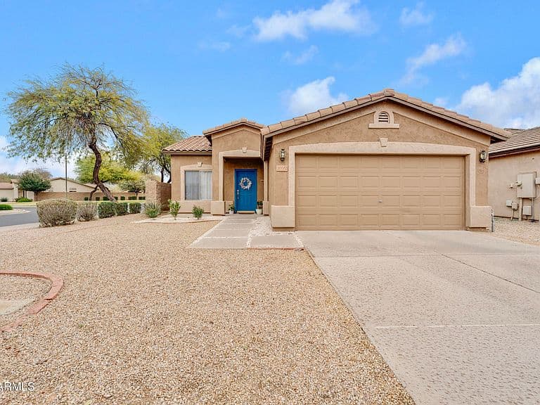 30052 N SUNRAY Drive photo 2