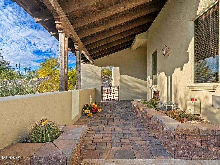 4496 N Via Bellas Catalinas photo 5