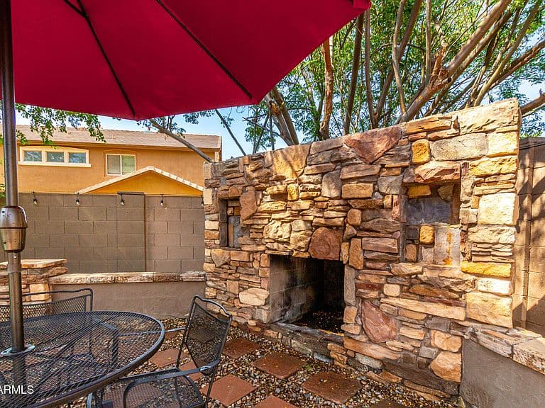 18402 E OAK HILL Lane photo 3