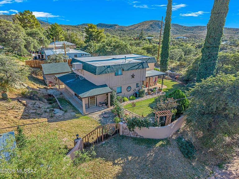 285 N Timberline Dr photo 1
