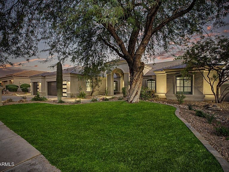 12139 E ALTADENA Drive photo 3