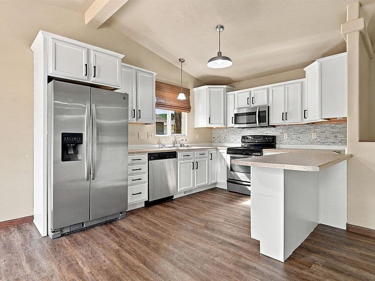 14828 Telluride St photo 4